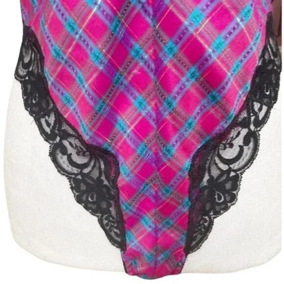 Vintage 1980s Victoria’s Secret Lace & Plaid Thong Teddy Bodysuit - Picture 4 of 10